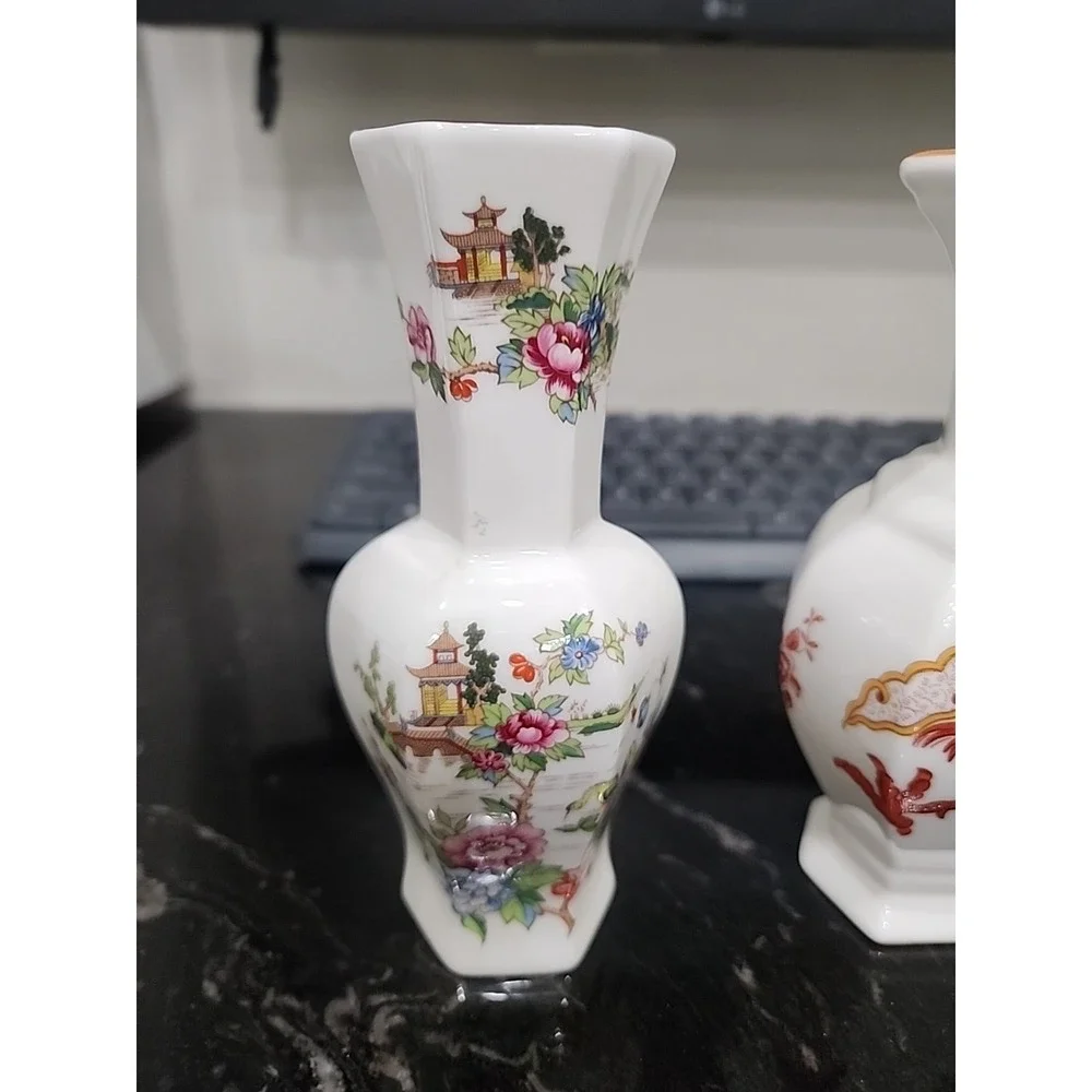 Set of 2 Crown Staffordshire Bone China Bud Vase's 